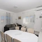 Toncica * 特罗吉尔