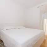 Toncica 特罗吉尔