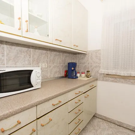 Toncica Apartment Trogir