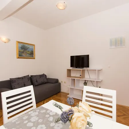 Apartament Toncica *