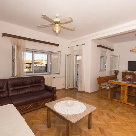 Apartament Toncica